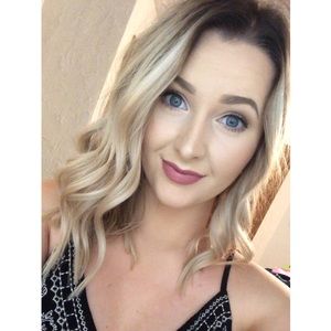 Meet your Posher, Breanna